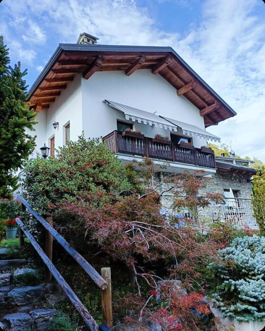 Vila La Sarrolein Cir 0009 Aosta Exteriér fotografie